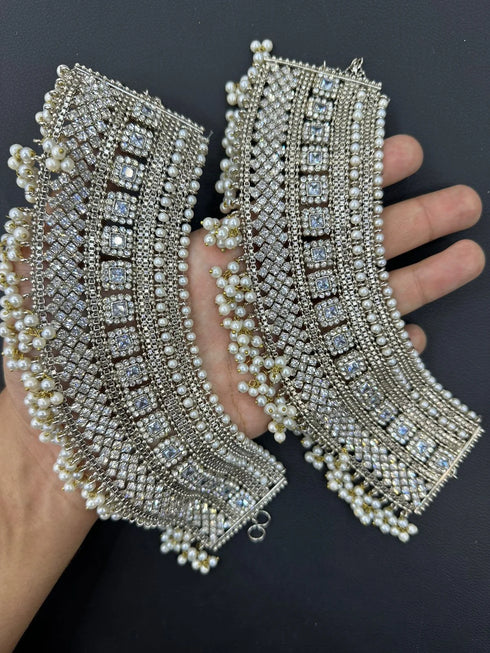 Kundan Manjus Pazaib Pair